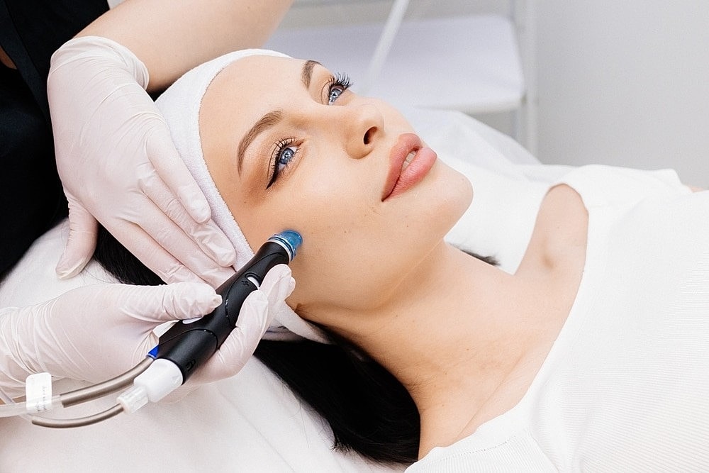 Science Behind HydraFacial: How Vortex Technology Transforms Your Skin